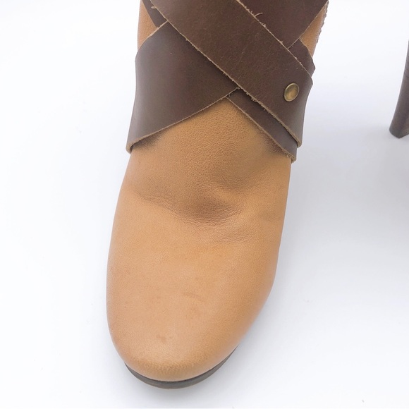 Chloe Womens Leather Ankle Boots With Multi Buckle Straps size EU 36.5 - Picture 7 of 14